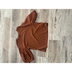 New Rust Fall Fashion Top Womens size s with button sleeves boho top current air